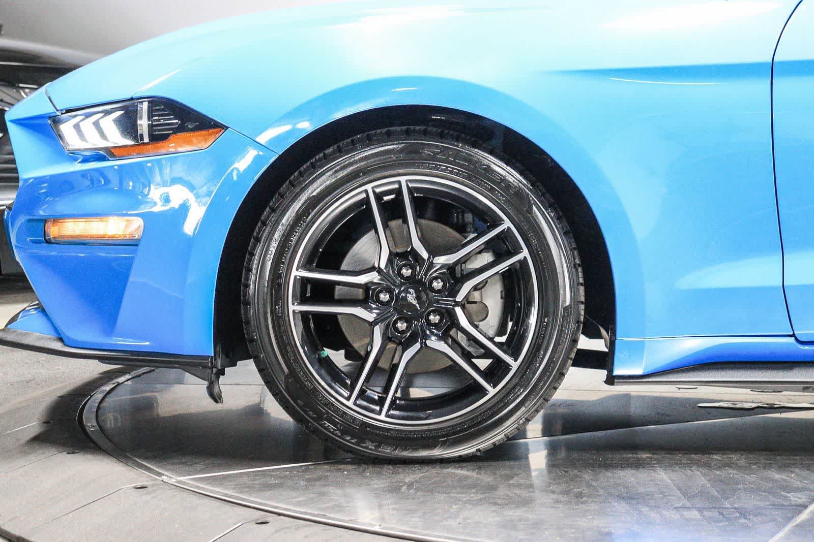 Used 2022 Ford Mustang Premium RWD image 9