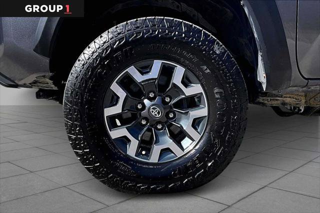 Certified 2023 Toyota Tacoma TRD Off-Road AWD/4WD image 11
