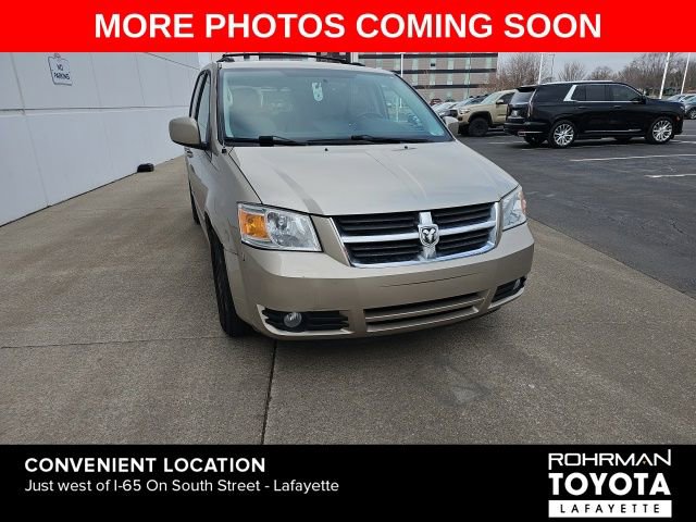 Used 2008 Dodge Grand Caravan SXT image 2