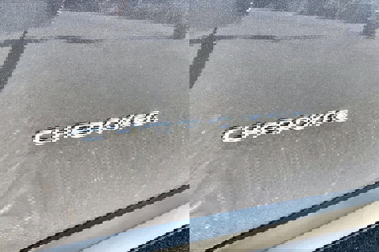 Used 2019 Jeep Cherokee Latitude Plus image 9