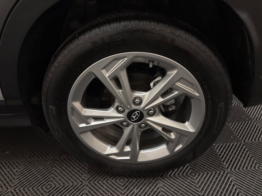 Certified 2023 Hyundai Kona SEL image 21