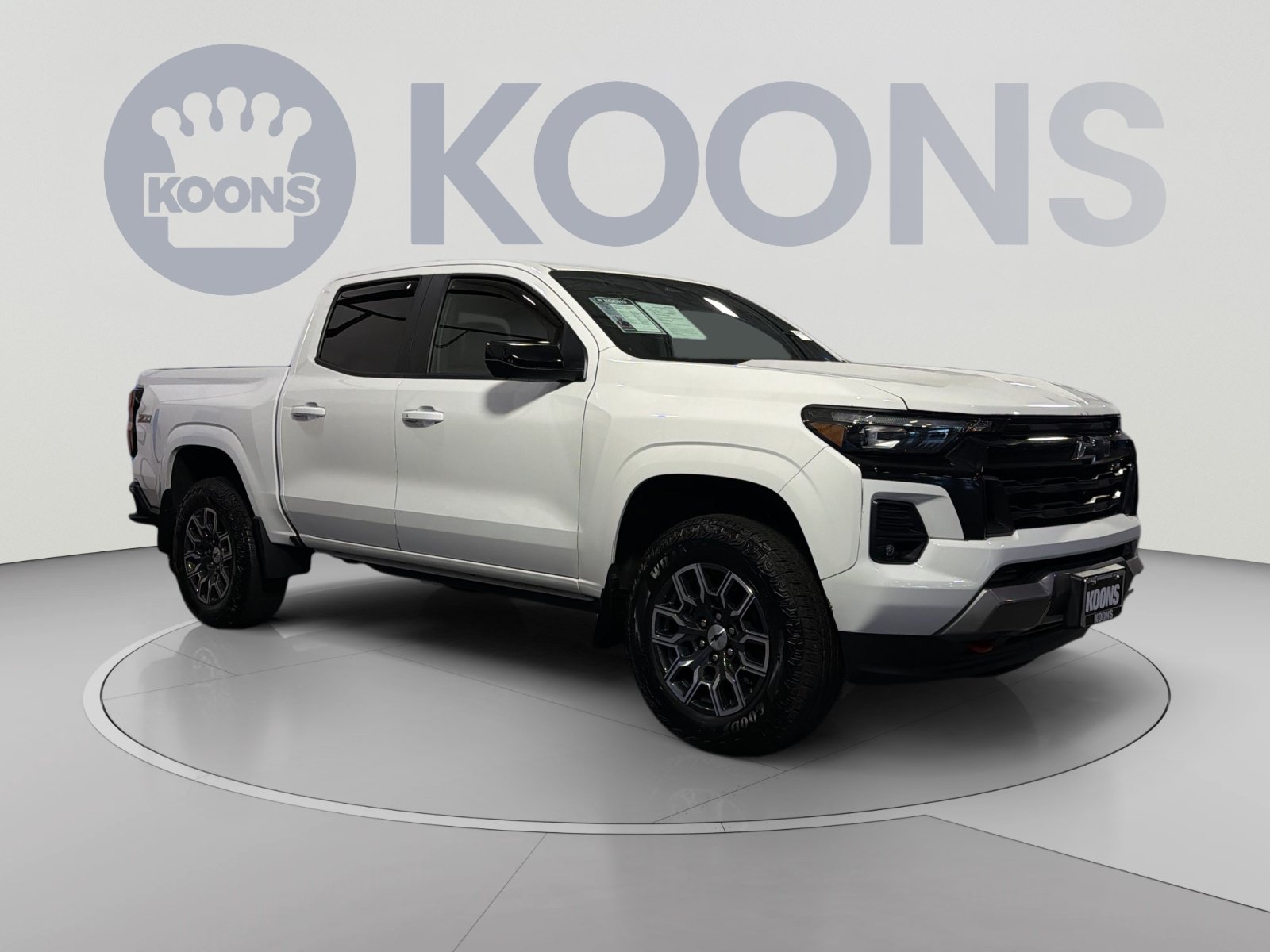 Used 2024 Chevrolet Colorado Z71 w/ Z71 Convenience Package 2 AWD/4WD image 10