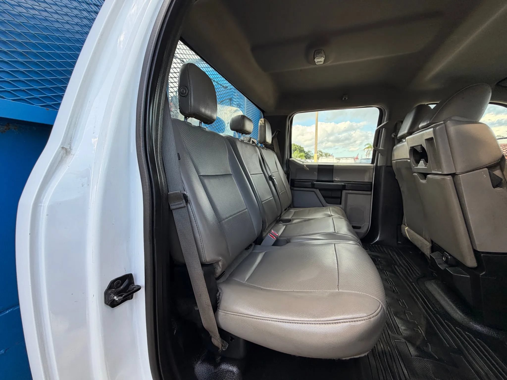 Used 2017 Ford F550 2WD Crew Cab Super Duty w/ Power Equipment Group image 18
