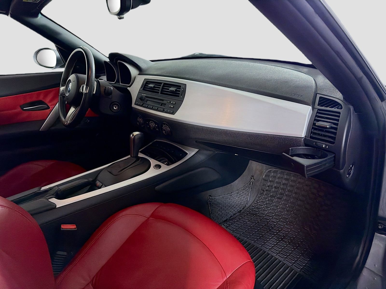 Used 2006 BMW Z4 3.0i image 26