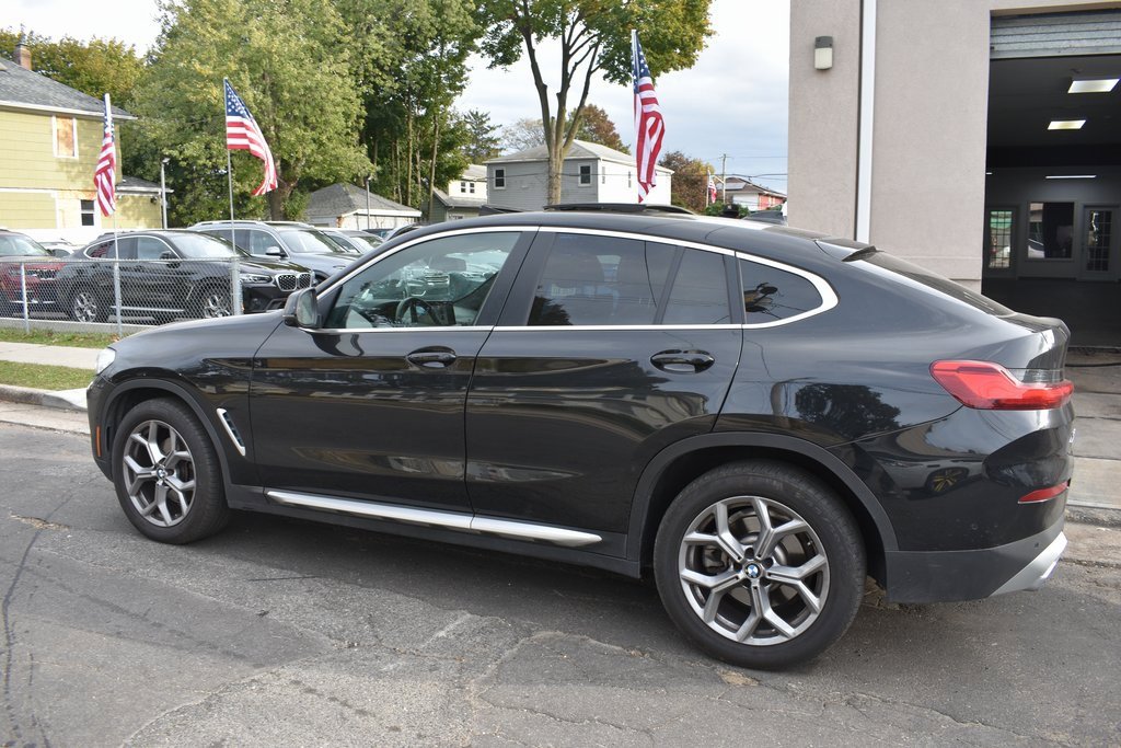 Used 2024 BMW X4 xDrive30i image 9