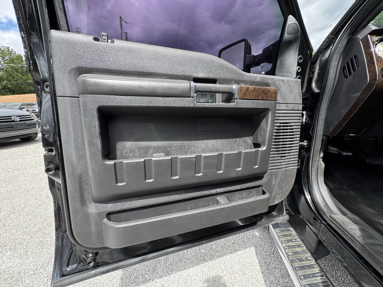 Used 2016 Ford F350 Platinum w/ Snow Plow Prep Package image 15