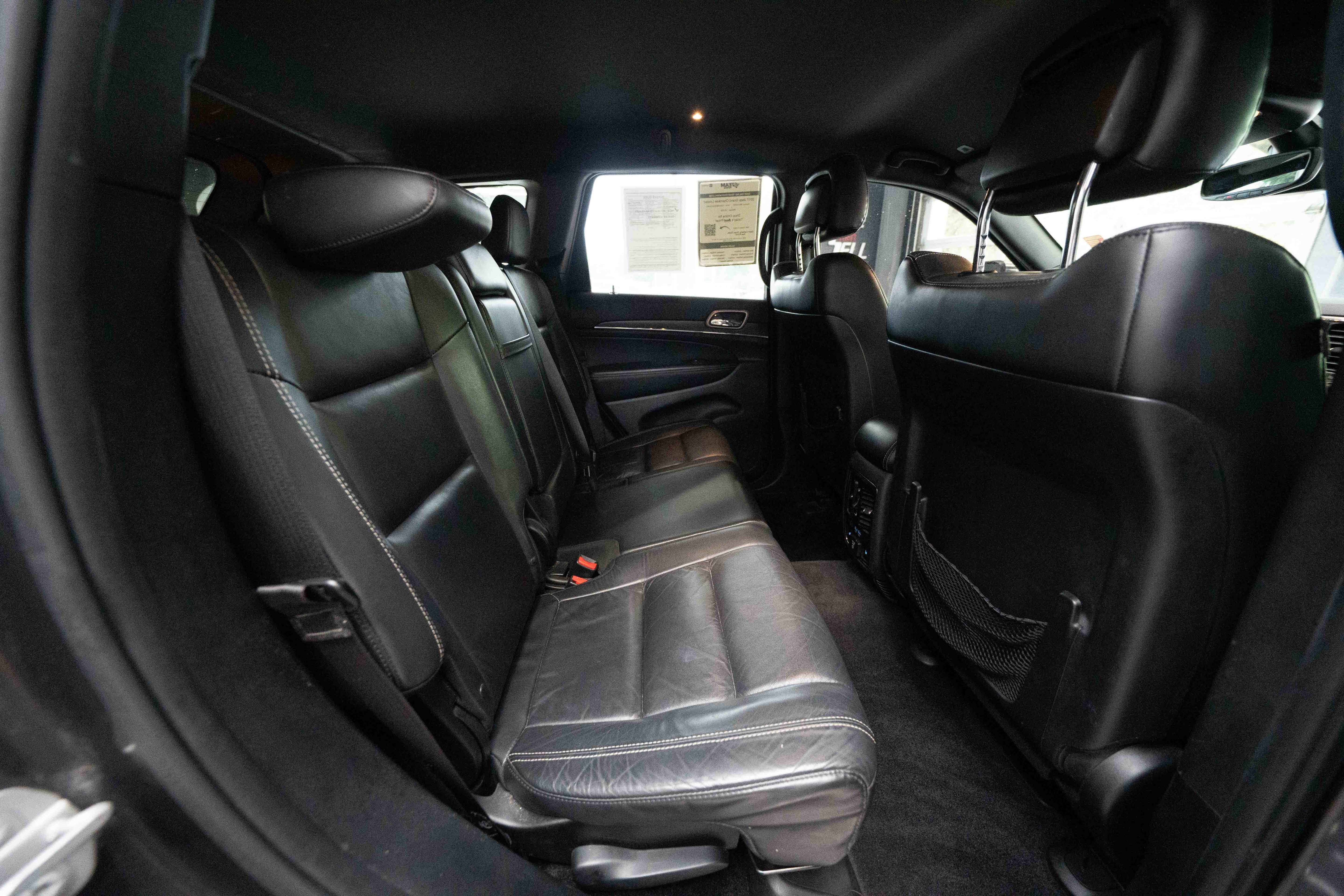 Used 2017 Jeep Grand Cherokee Limited AWD/4WD image 24