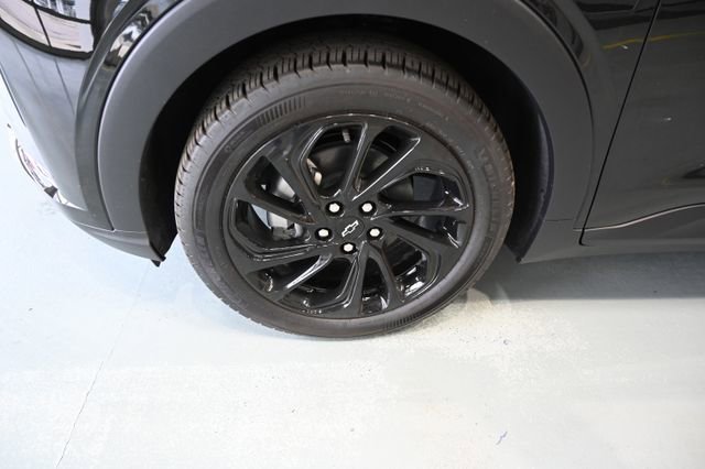 New 2027 Chevrolet Bolt RS FWD image 28