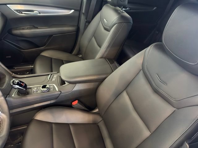 New 2026 Cadillac XT5 Luxury AWD/4WD image 6