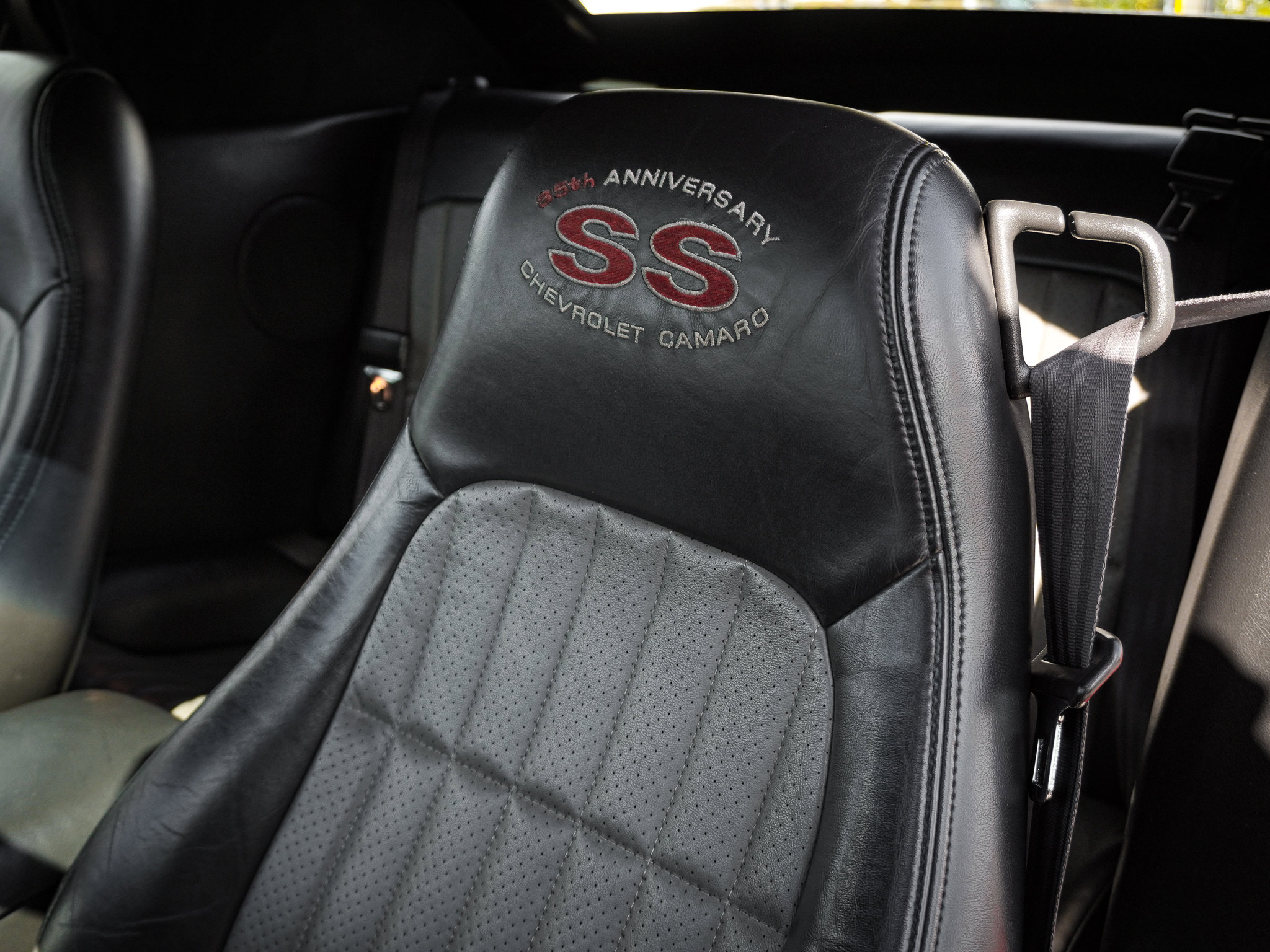 Used 2002 Chevrolet Camaro Z28 w/ SS Performance/Appearance Pkg image 16