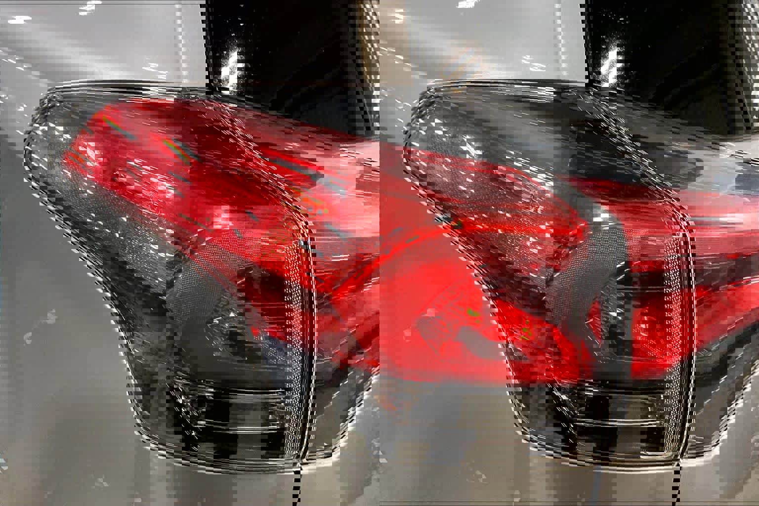 Used 2018 Toyota RAV4 XLE w/ Plus Extra Value Package image 29