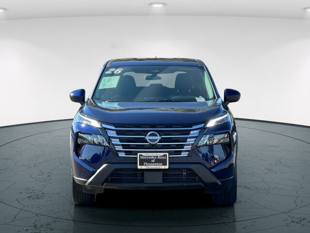 Used 2026 Nissan Rogue SV FWD image 9