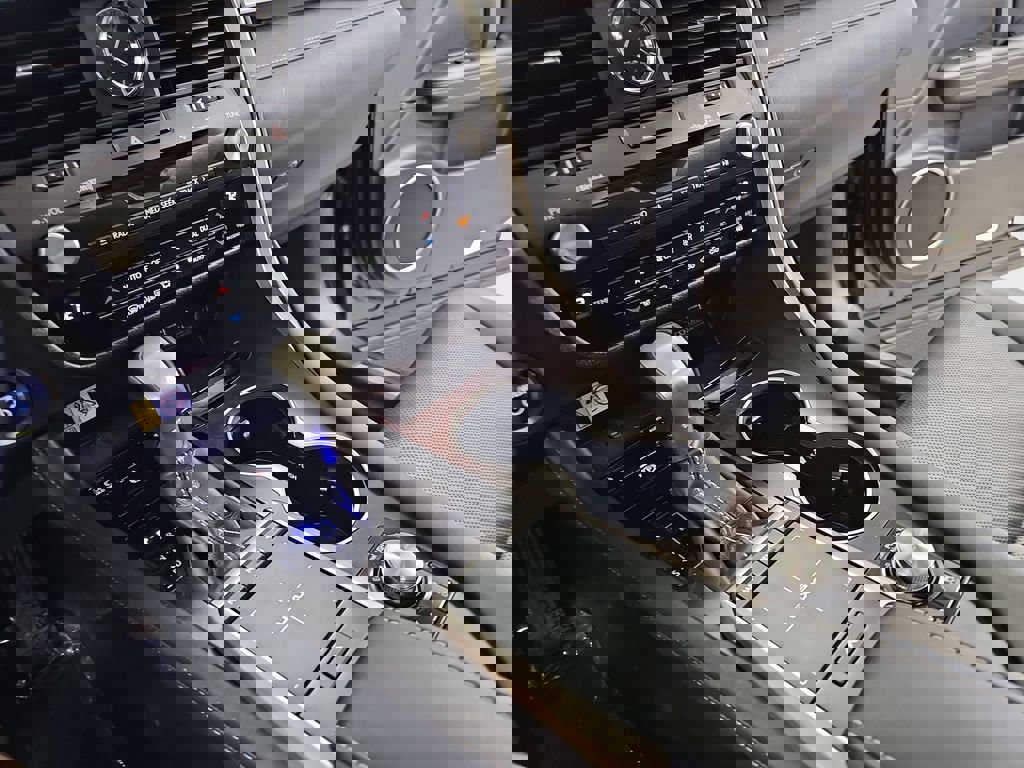 Certified 2021 Lexus RX 450h AWD w/ Premium Package image 28