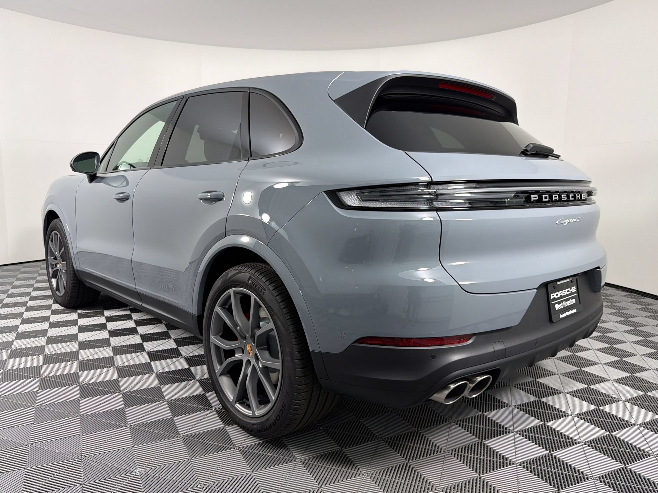 New 2026 Porsche Cayenne S AWD/4WD image 3