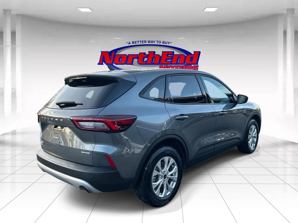Used 2025 Ford Escape Active image 3
