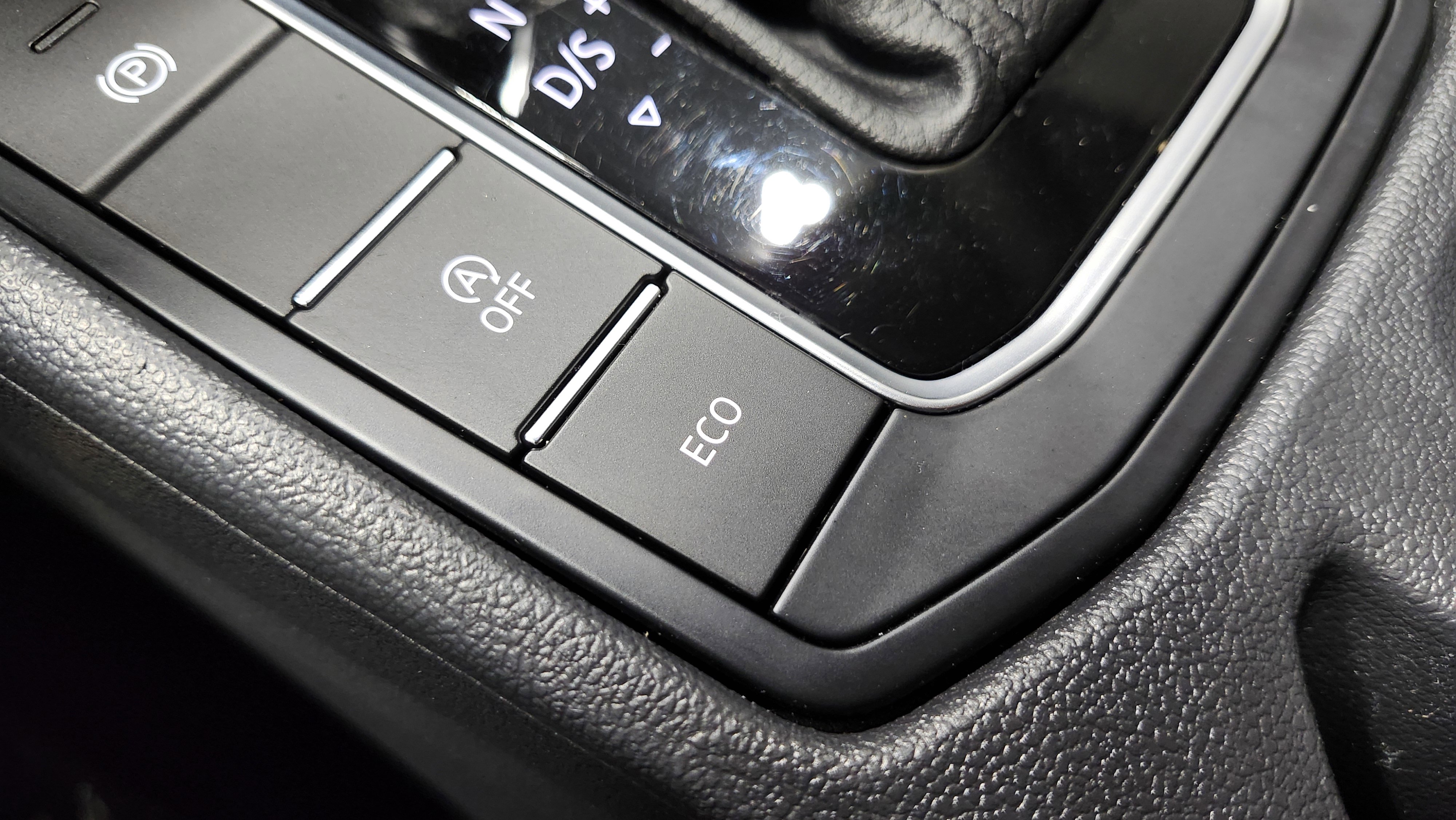 Used 2021 Volkswagen Jetta S image 8