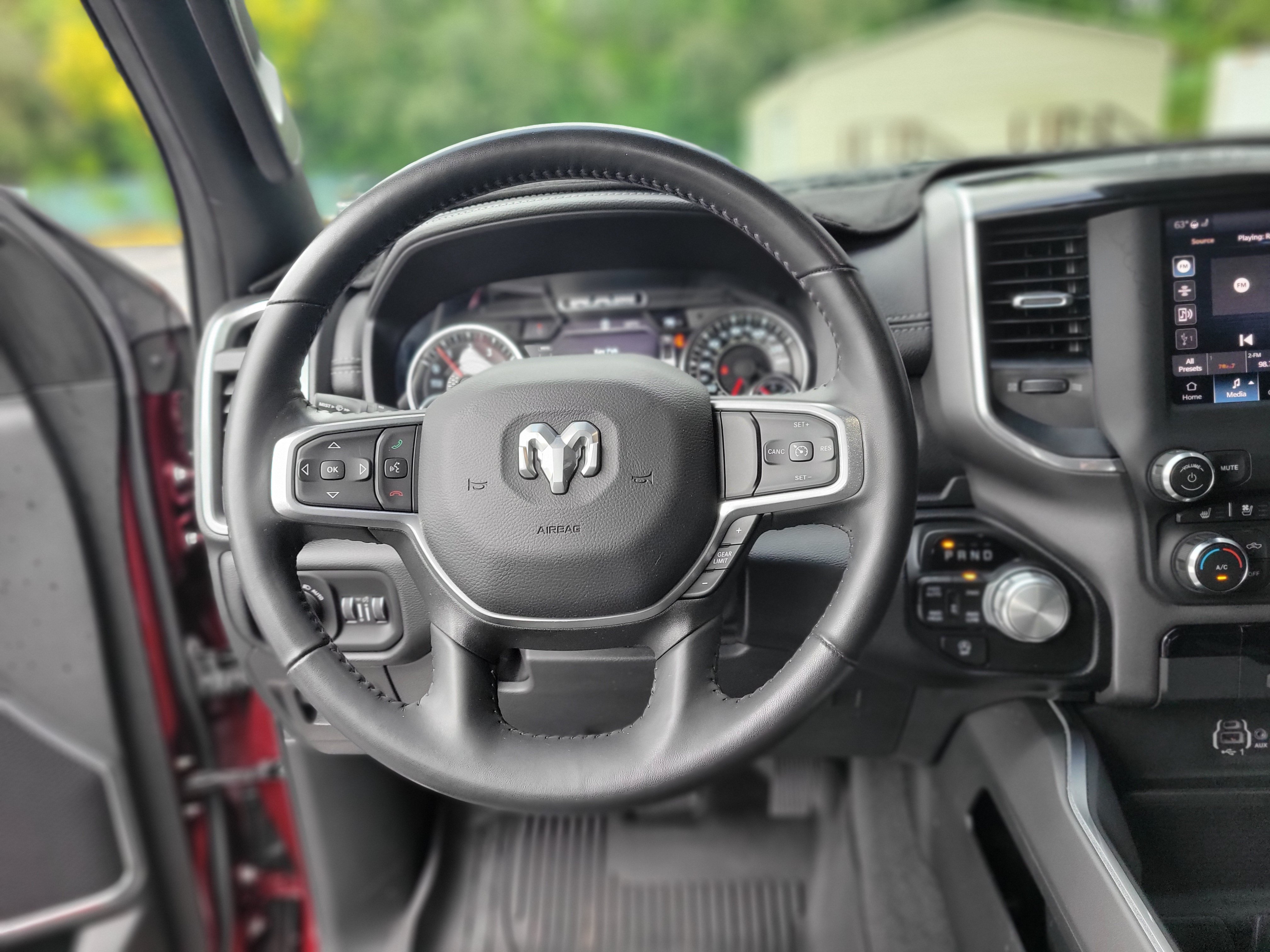 Used 2022 RAM 1500 Laramie w/ Sport Appearance Package AWD/4WD image 20