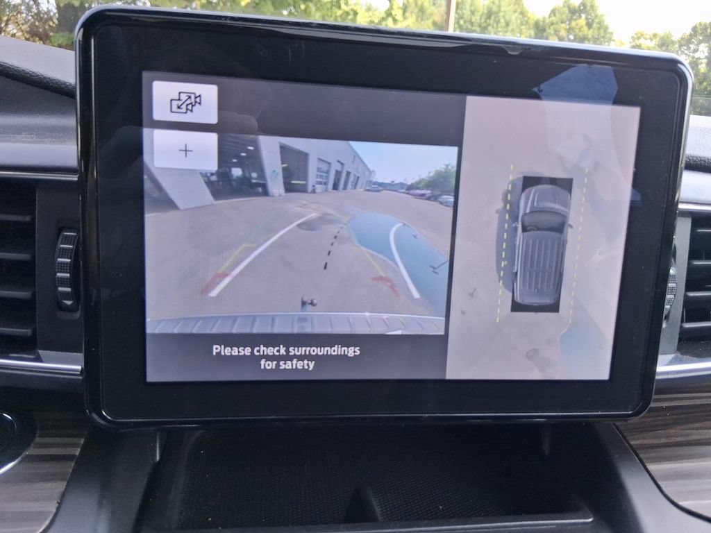 Used 2020 Ford Explorer Limited AWD/4WD image 18