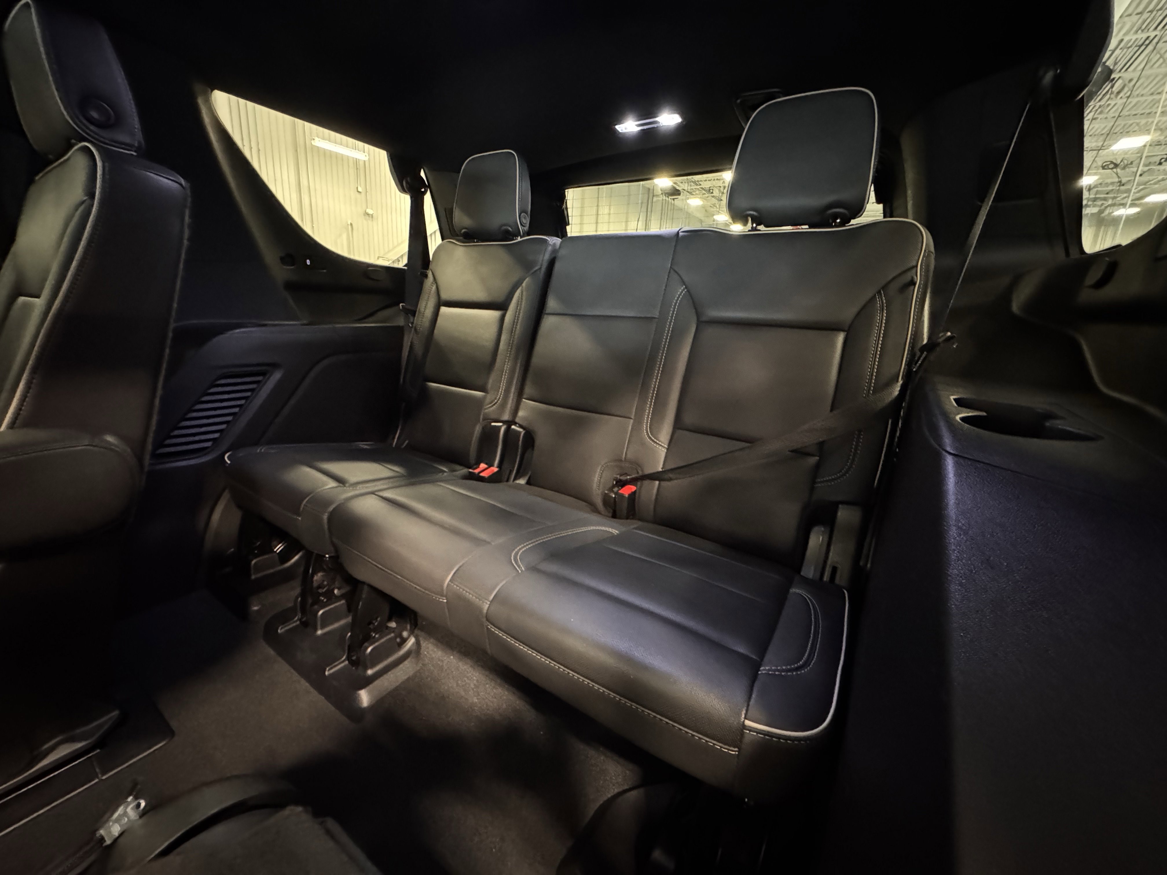 Used 2023 Chevrolet Tahoe Premier RWD image 19