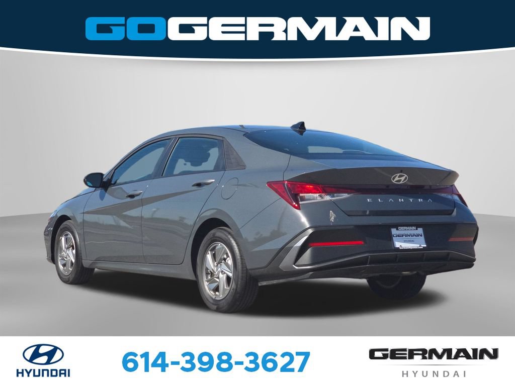 Certified 2026 Hyundai Elantra SE FWD image 10