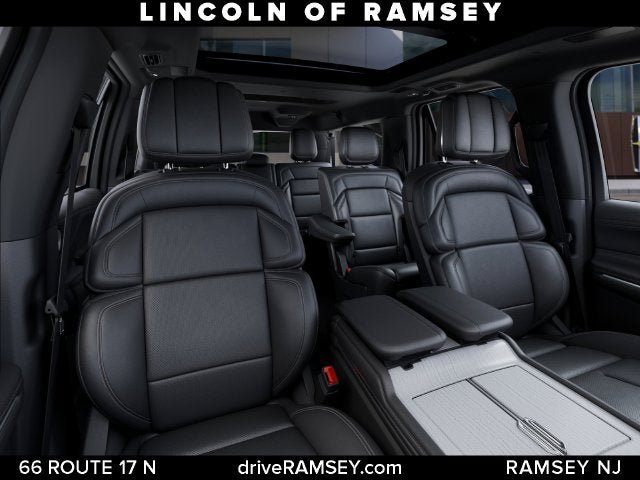 New 2027 Lincoln Navigator L Reserve w/ Jet Appearance Package AWD/4WD image 11