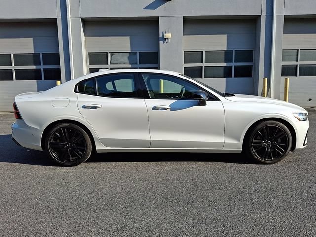 Used 2023 Volvo S60 B5 Ultimate w/ Climate Package AWD/4WD image 7