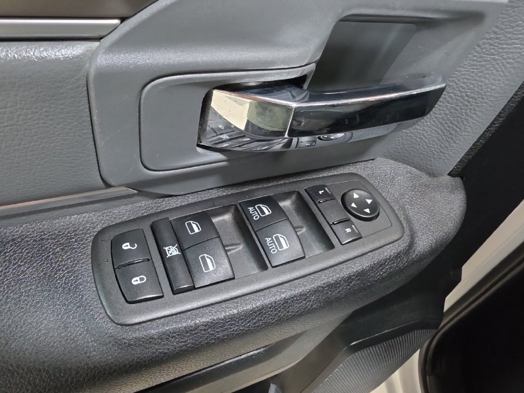 Certified 2024 RAM 1500 Classic SLT AWD/4WD image 15