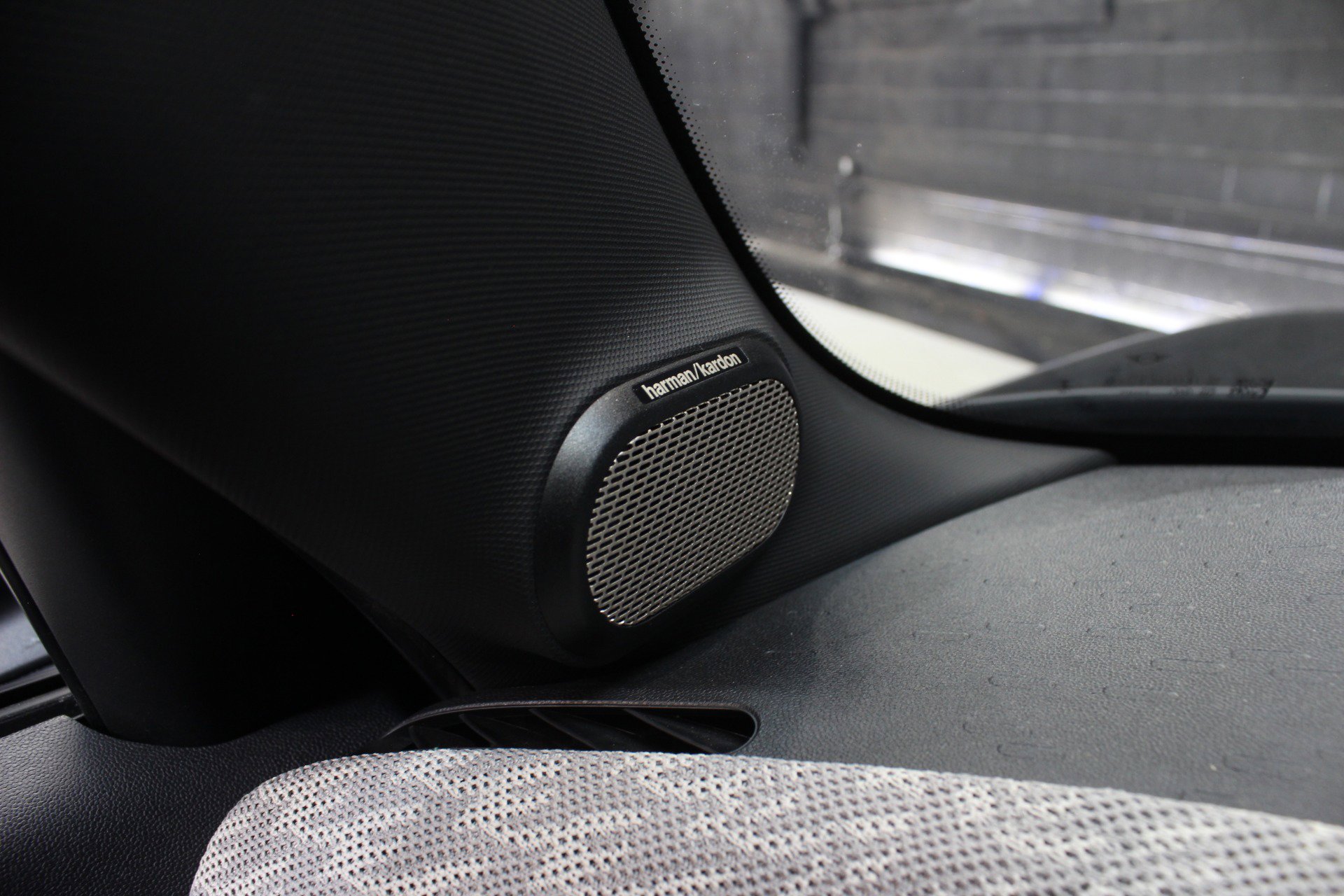 Used 2025 MINI Cooper S image 75