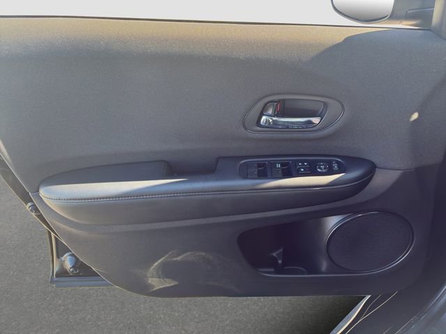 Used 2020 Honda HR-V Sport image 12