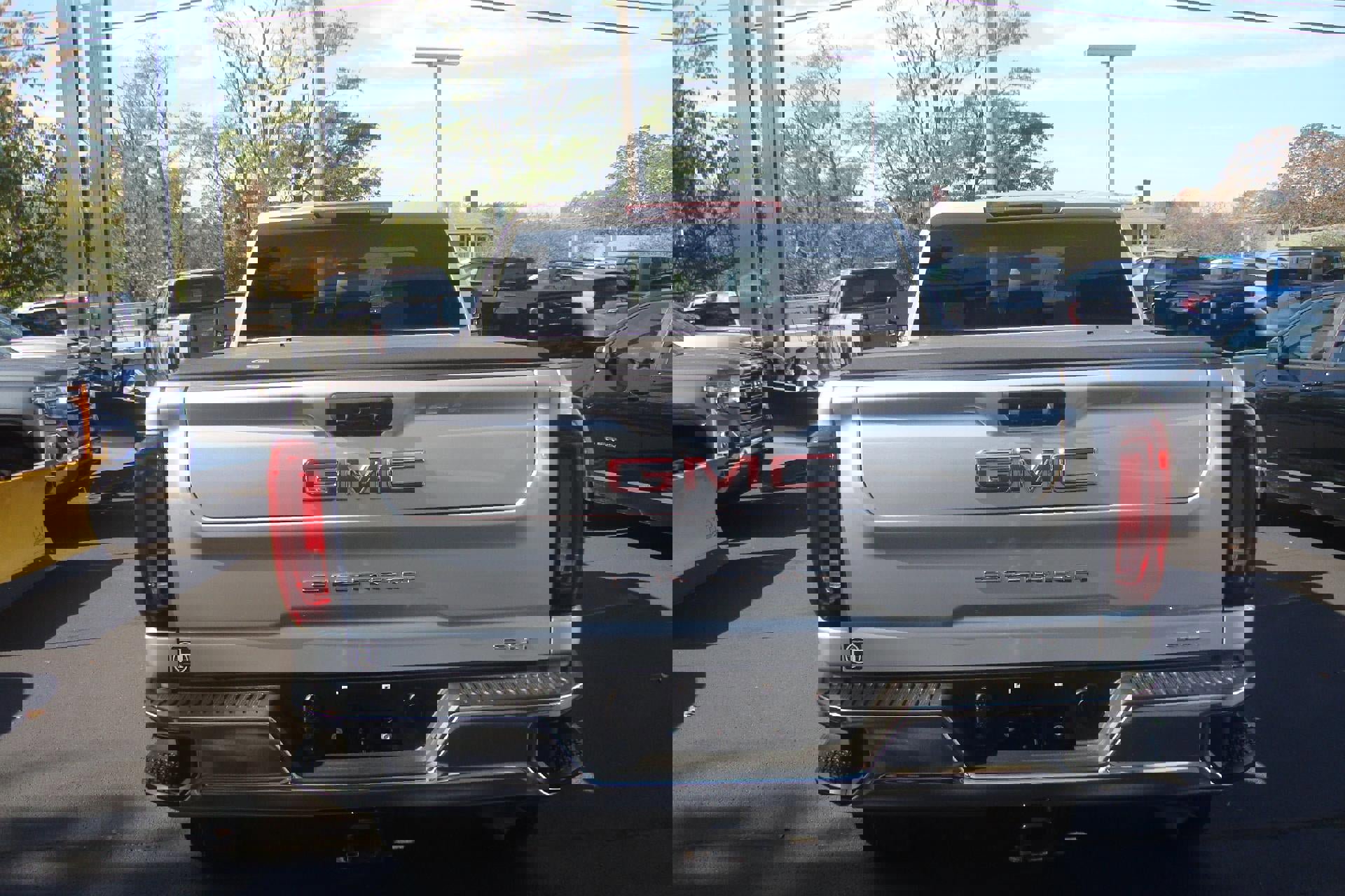 Certified 2023 GMC Sierra 2500 SLT w/ X31 Off-Road Package image 4