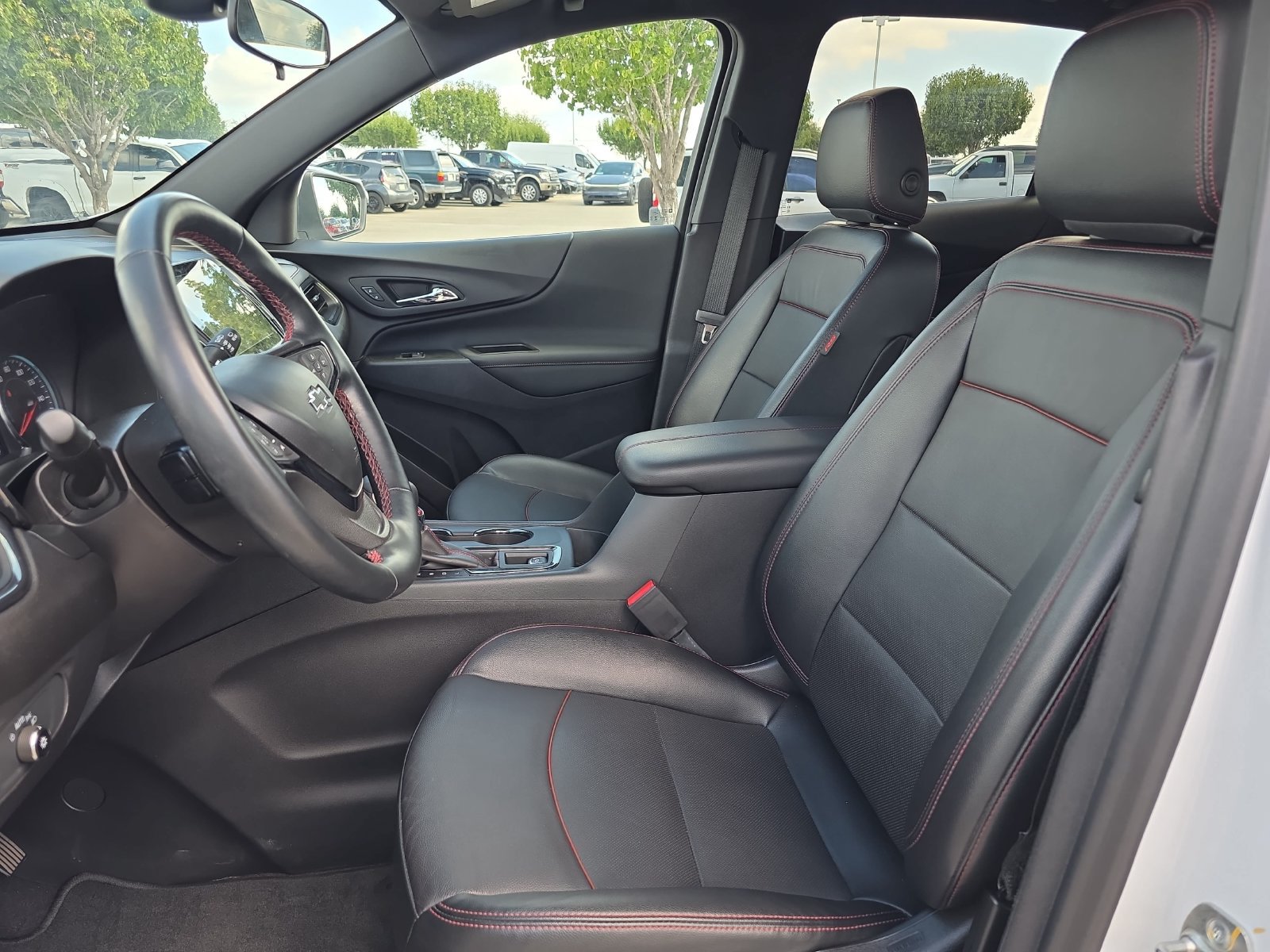 Used 2024 Chevrolet Equinox RS w/ RS Leather Package FWD image 12