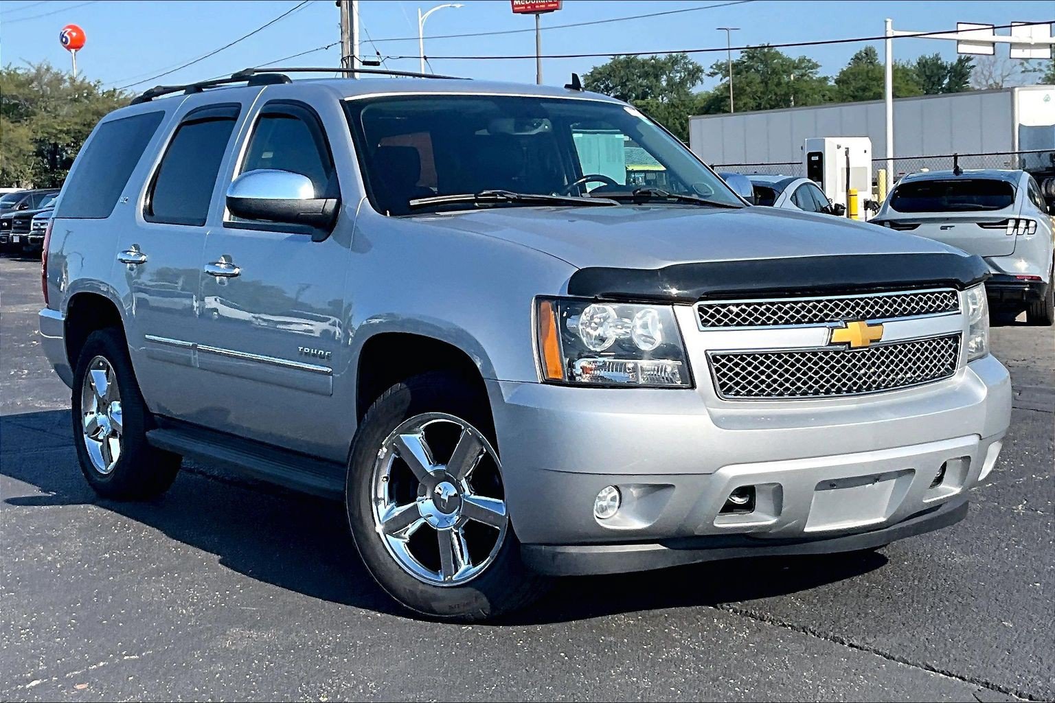 Used 2014 Chevrolet Tahoe LTZ AWD/4WD image 38