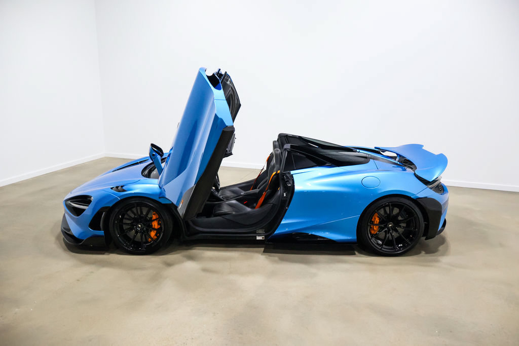 Used 2022 McLaren 765LT RWD image 20
