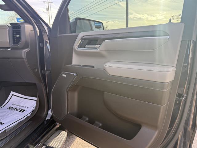 Used 2024 GMC Sierra 1500 SLT w/ SLT Premium Plus Package image 18