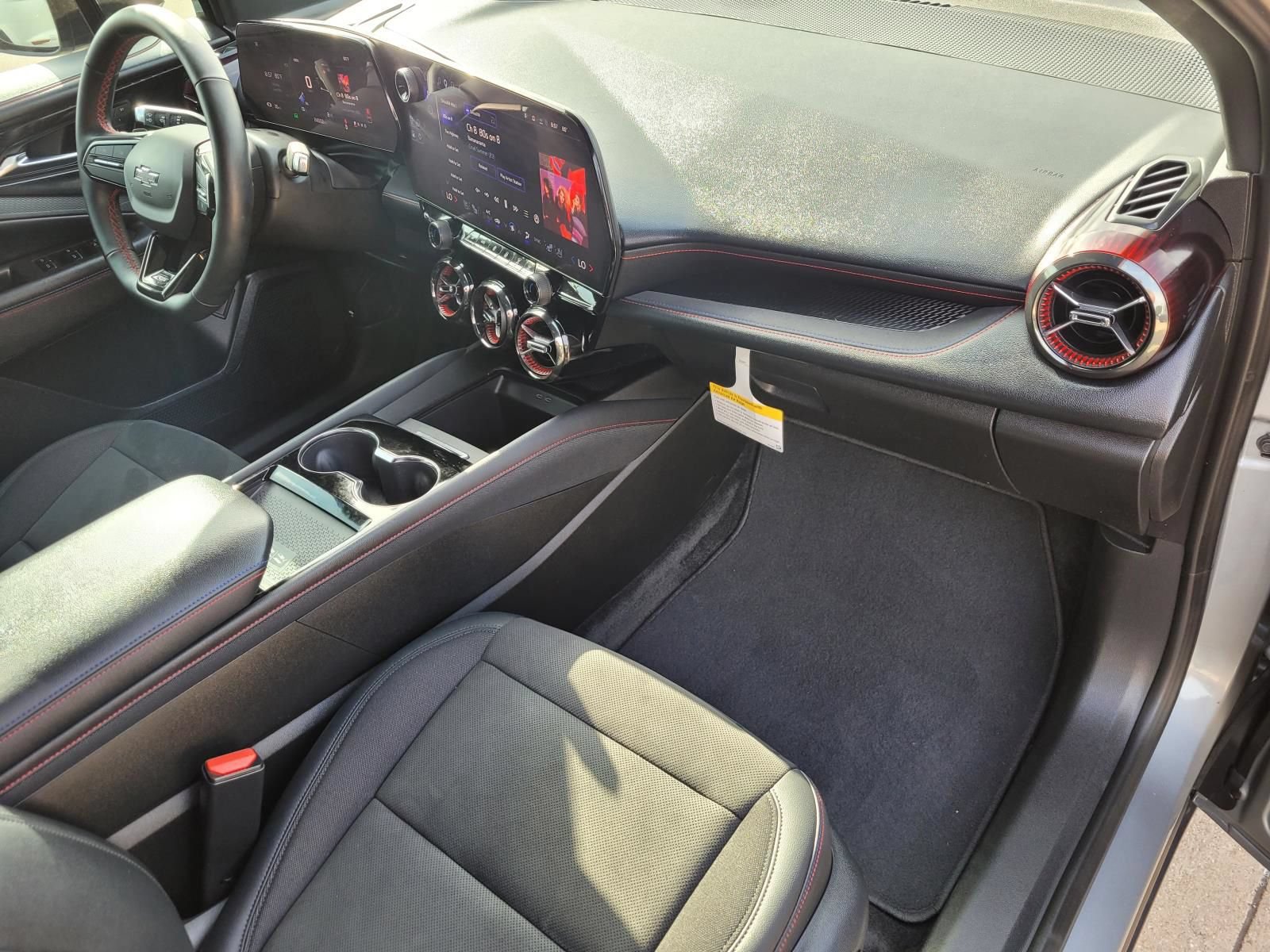 Used 2024 Chevrolet Blazer EV RS AWD/4WD image 9
