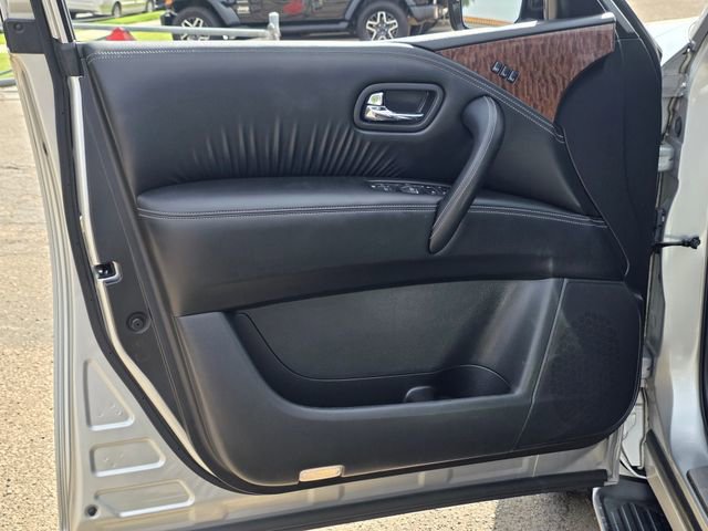 Used 2020 Nissan Armada Platinum w/ Interior Lighting Package image 19