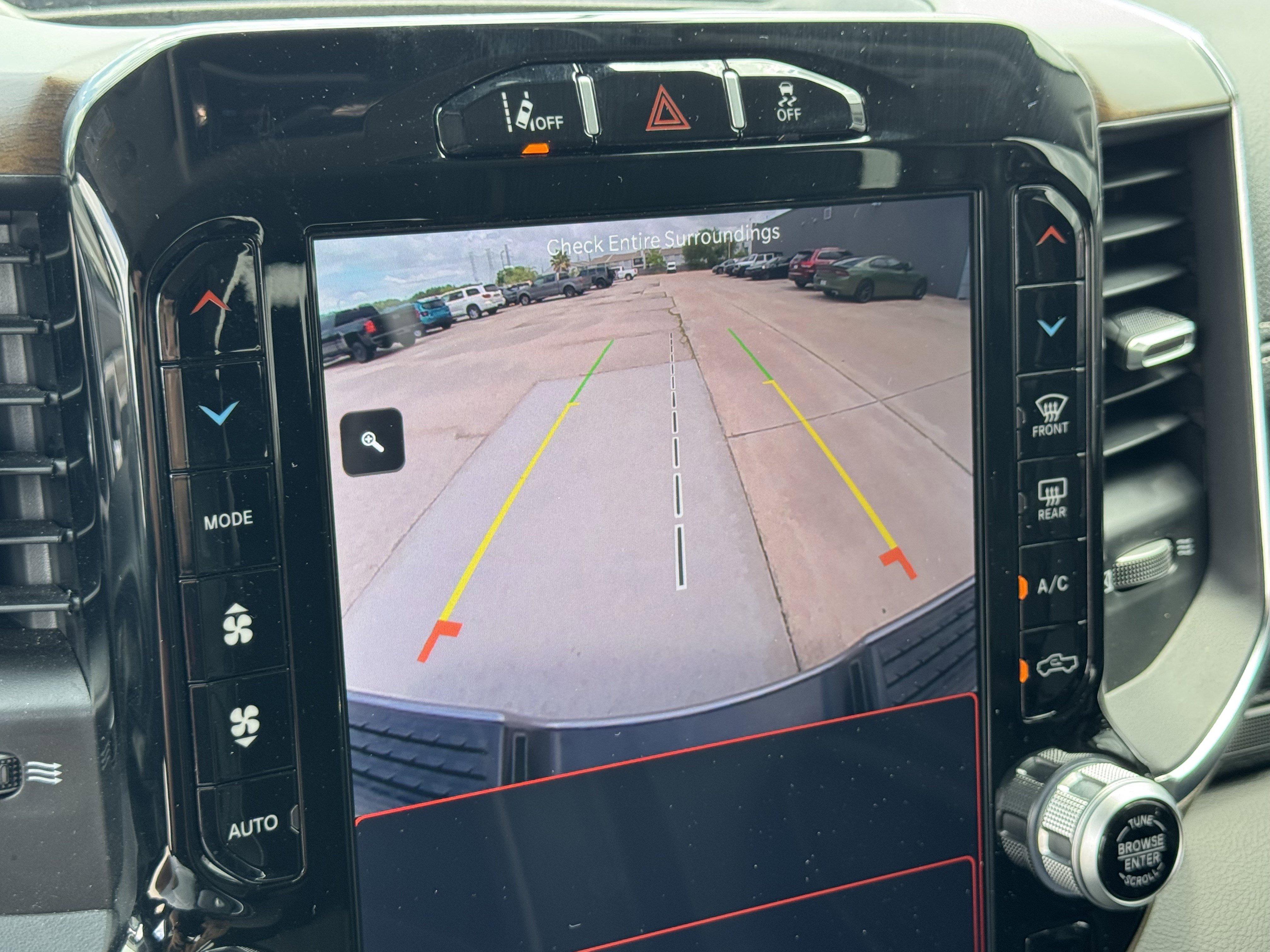 Used 2024 RAM 2500 Laramie w/ Safety Group image 19