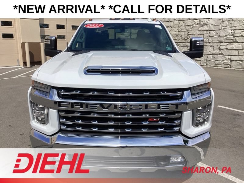 Used 2022 Chevrolet Silverado 2500 LTZ w/ LTZ Convenience Package AWD/4WD image 3