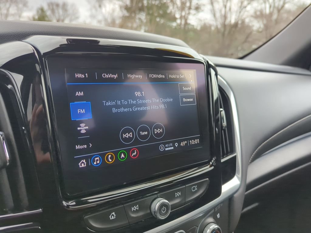 Used 2022 Chevrolet Traverse Premier w/ Redline Edition image 17