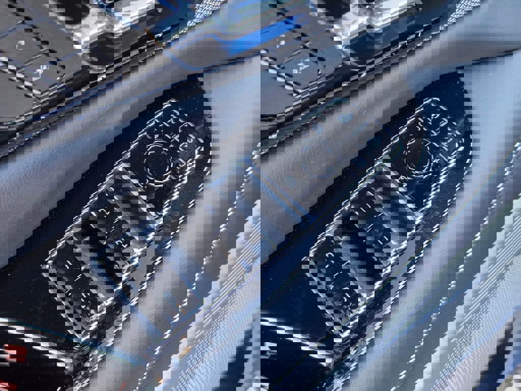 New 2026 Cadillac Optiq Luxury 1 w/ LPO, Floor Liner Package image 25