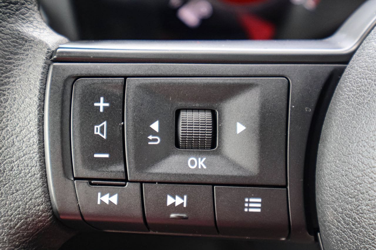Used 2025 Nissan Kicks S FWD image 21