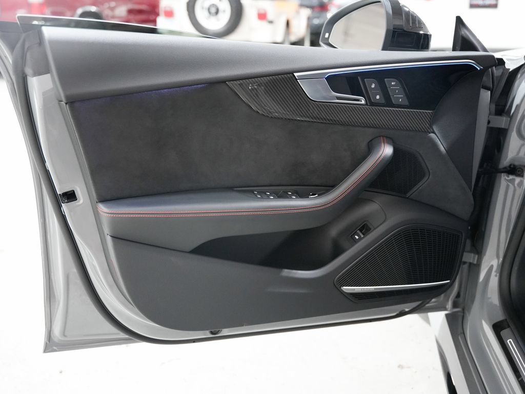 Used 2022 Audi RS 5 Sportback AWD/4WD image 32
