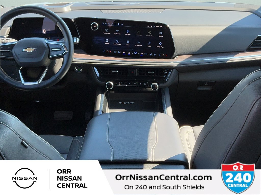 Used 2025 Chevrolet Tahoe Premier AWD/4WD image 17