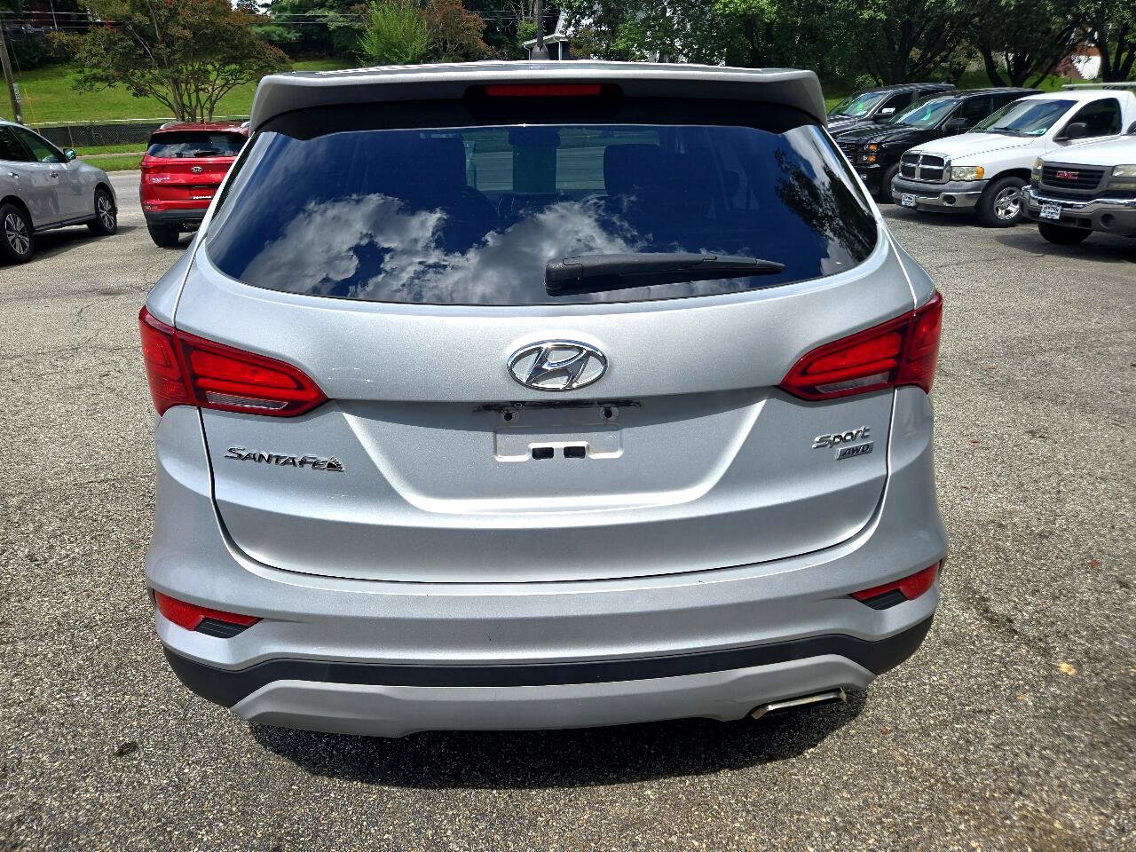 Used 2018 Hyundai Santa Fe Sport image 4