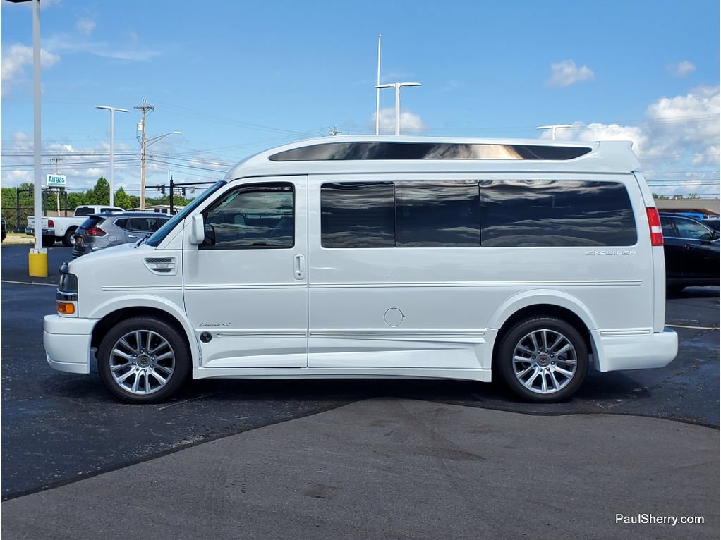 Used 2020 Chevrolet Express 2500 w/ Enhanced Convenience Package RWD image 22