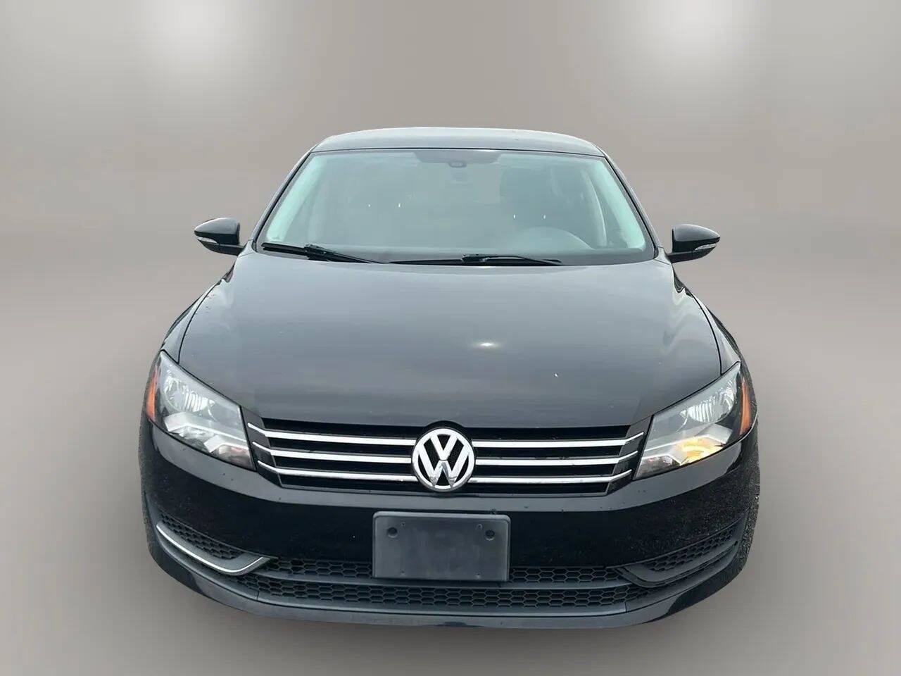 Used 2012 Volkswagen Passat 2.5 SE FWD image 2
