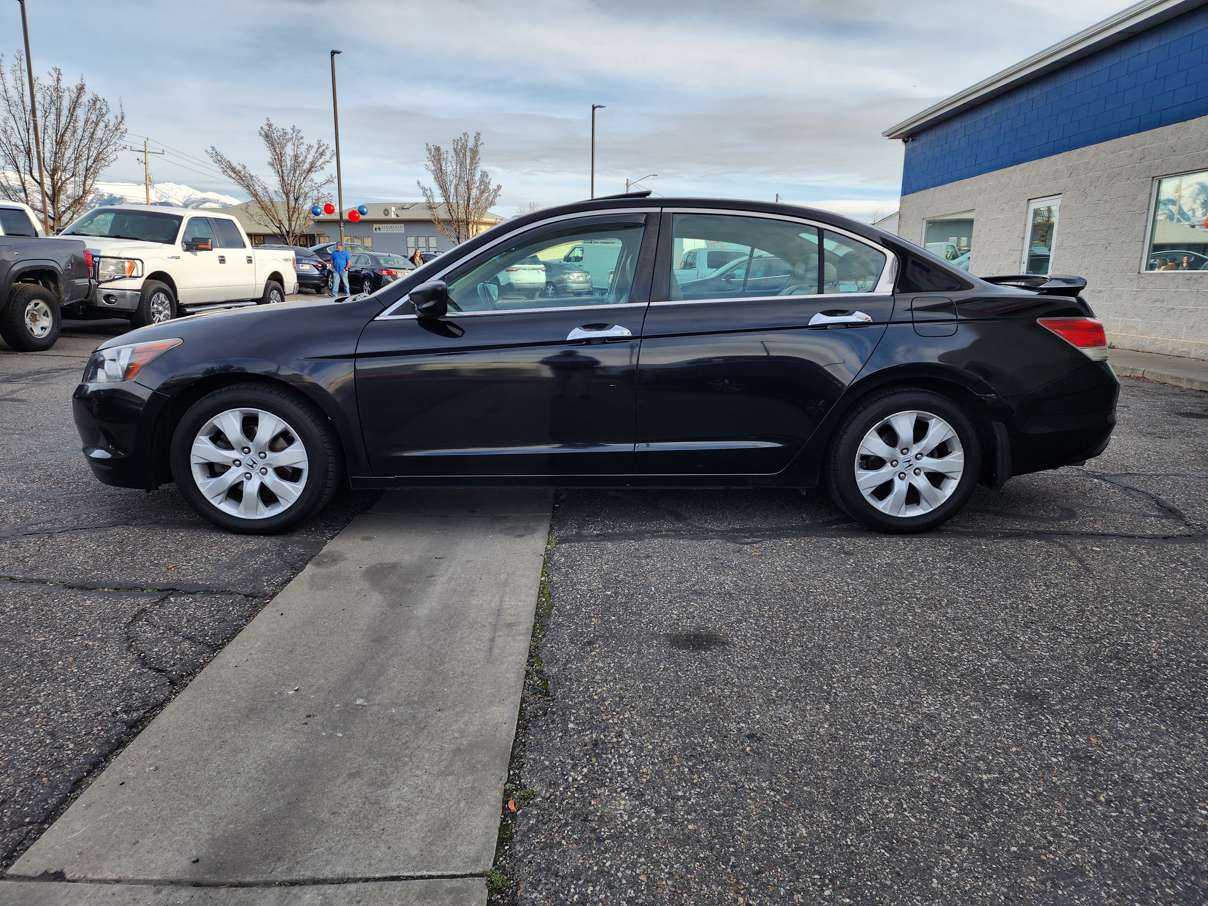 Used 2009 Honda Accord EX-L image 4