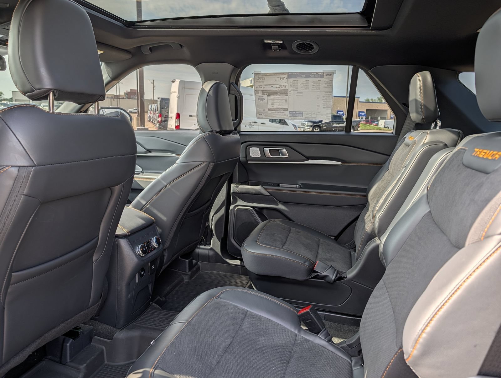 Used 2026 Ford Explorer Tremor w/ Tremor Ultimate Package AWD/4WD image 9