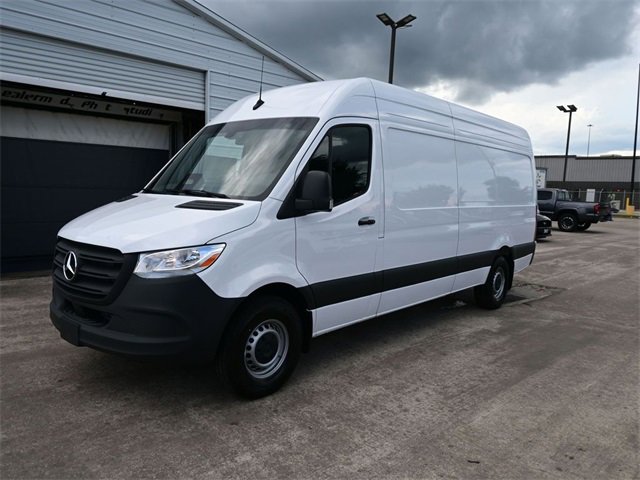 New 2025 Mercedes-Benz Sprinter 2500