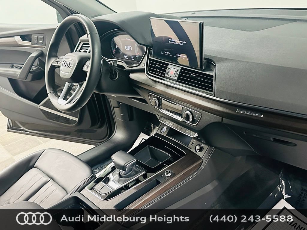 Certified 2023 Audi Q5 2.0T Premium Plus w/ Premium Plus Package AWD/4WD image 11